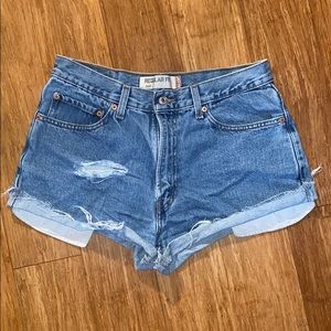 Levi cut-off jean shorts
